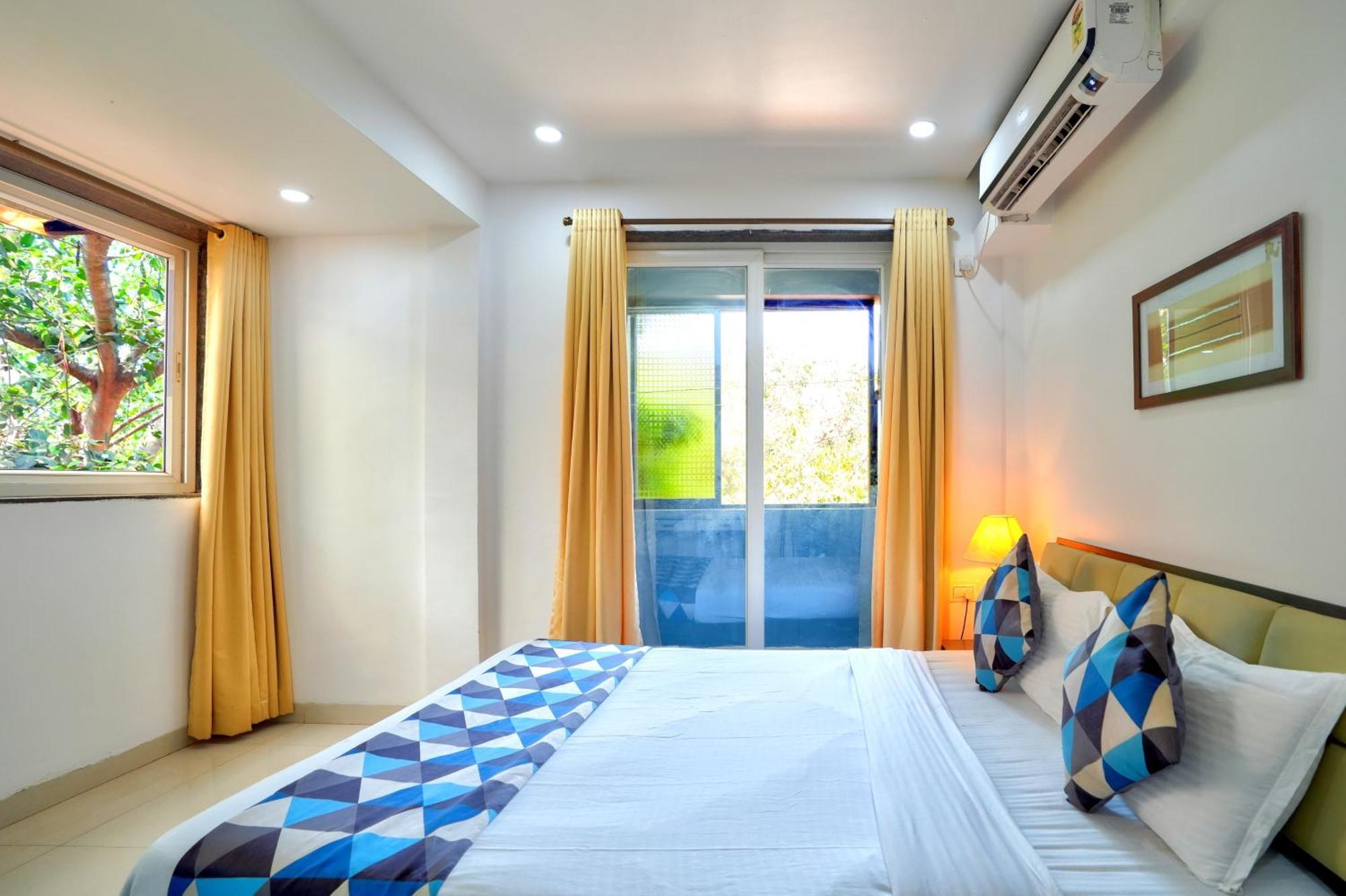 Luxurious Nirvana Apartments Vagator Ngoại thất bức ảnh
