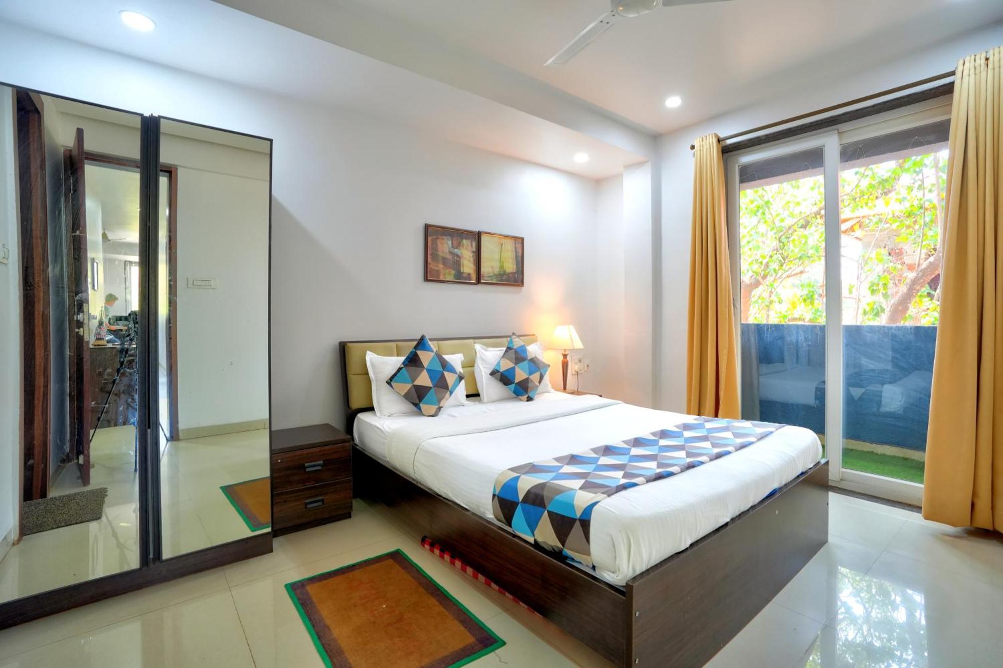 Luxurious Nirvana Apartments Vagator Ngoại thất bức ảnh